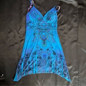 Size Large YoYo5 Blue Ombre Embellished V-Neck Tank Top